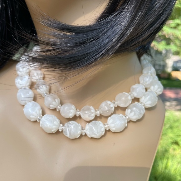 Choker Vintage Fashion Adjustable White Decorative Bead Double Strand Choker - Picture 2 of 9